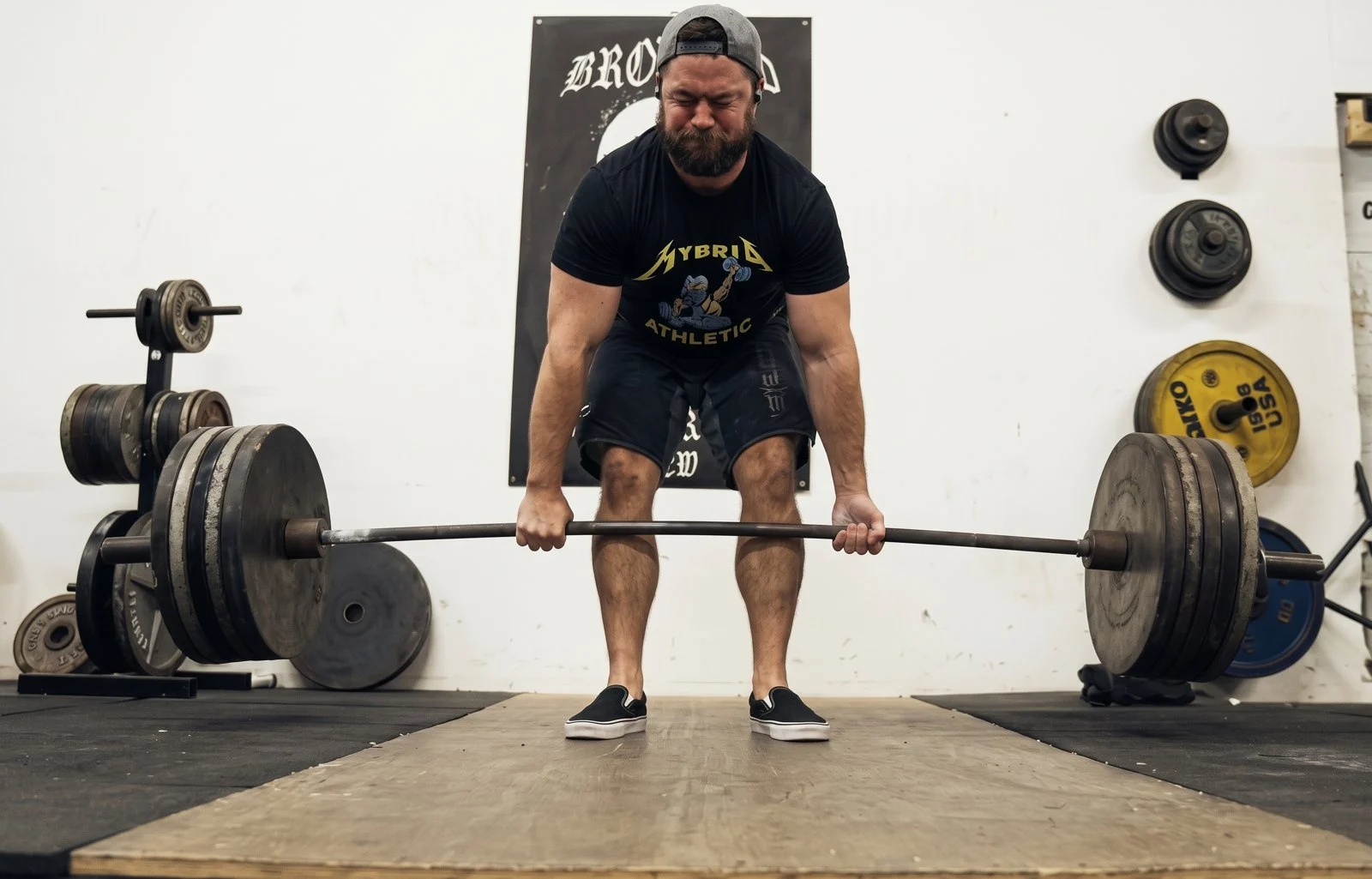 Dan deadlifting